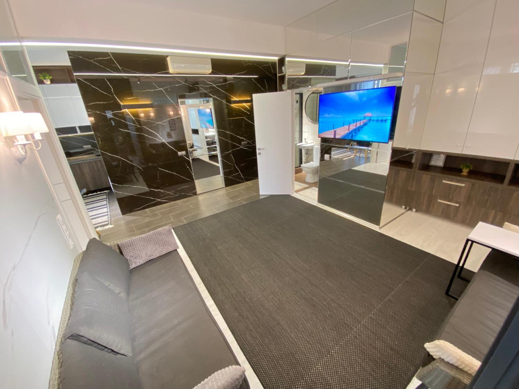 Rentnow Modern Business Apartment With 3 Bedrooms In Centre Chişinău Eksteriør billede