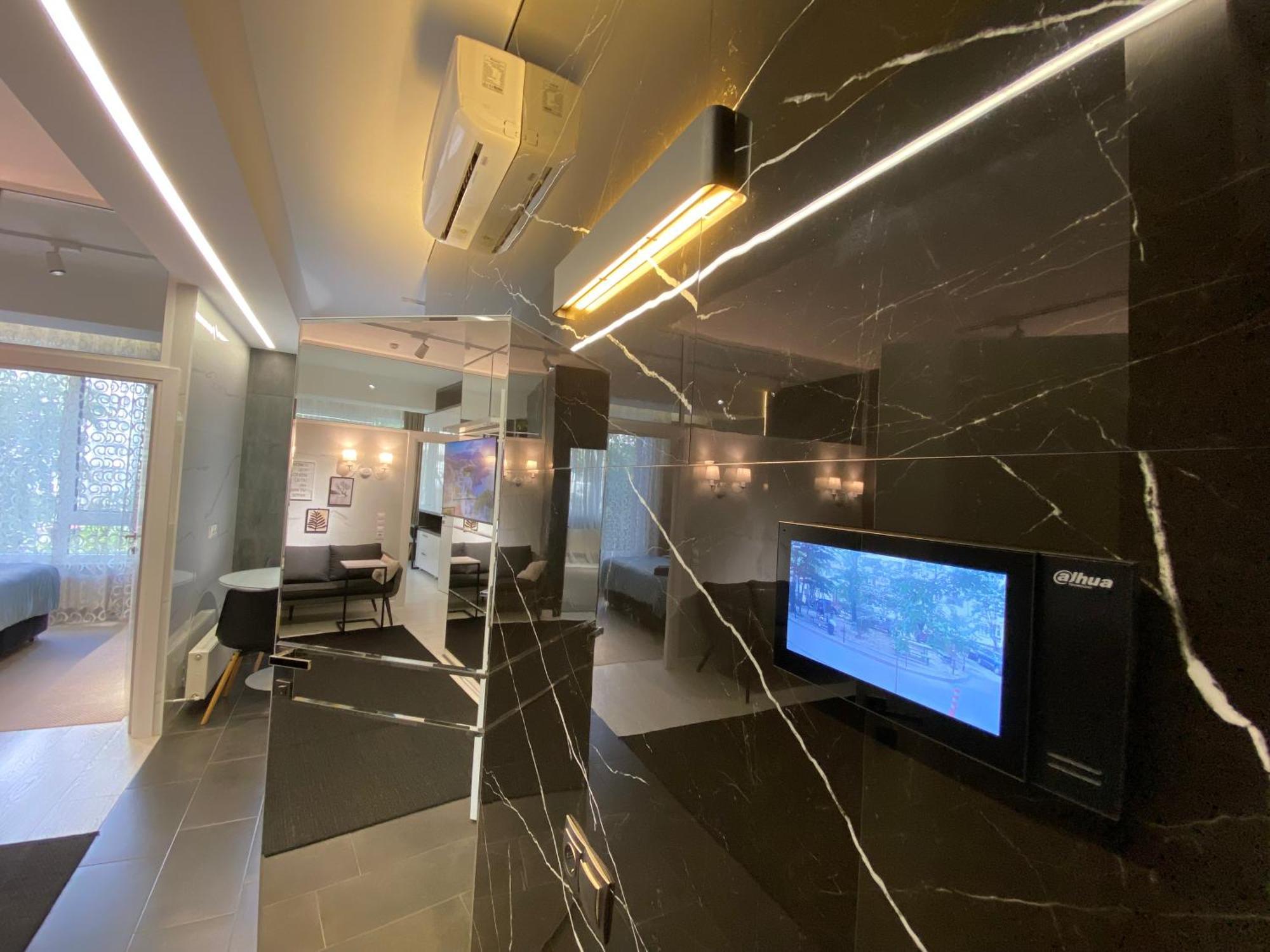Rentnow Modern Business Apartment With 3 Bedrooms In Centre Chişinău Eksteriør billede