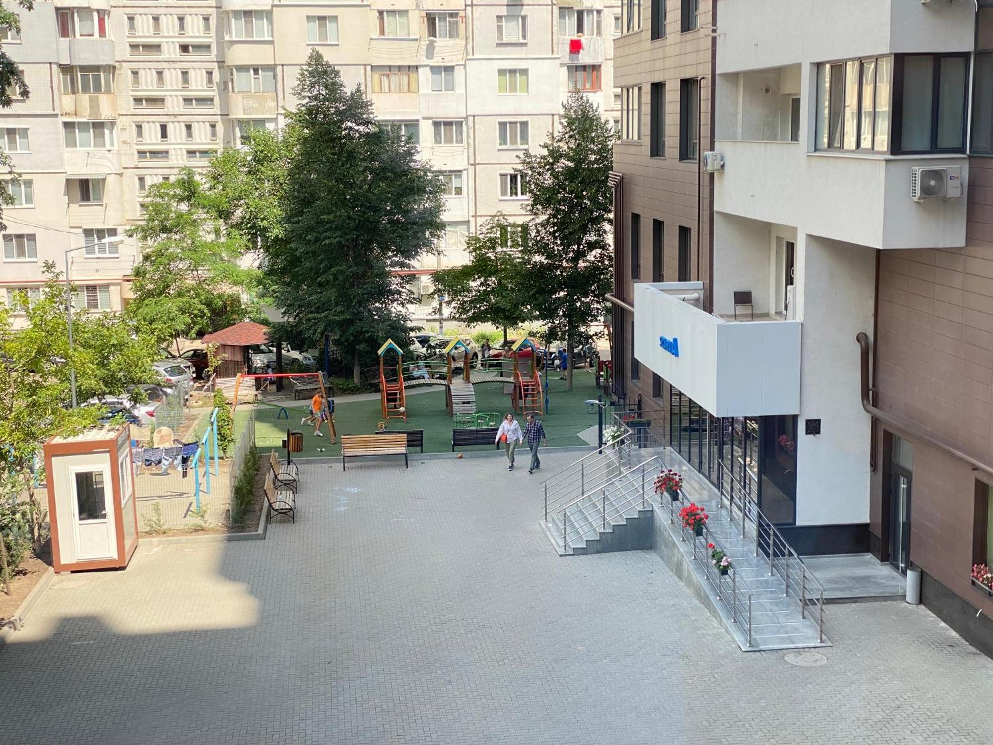 Rentnow Modern Business Apartment With 3 Bedrooms In Centre Chişinău Eksteriør billede