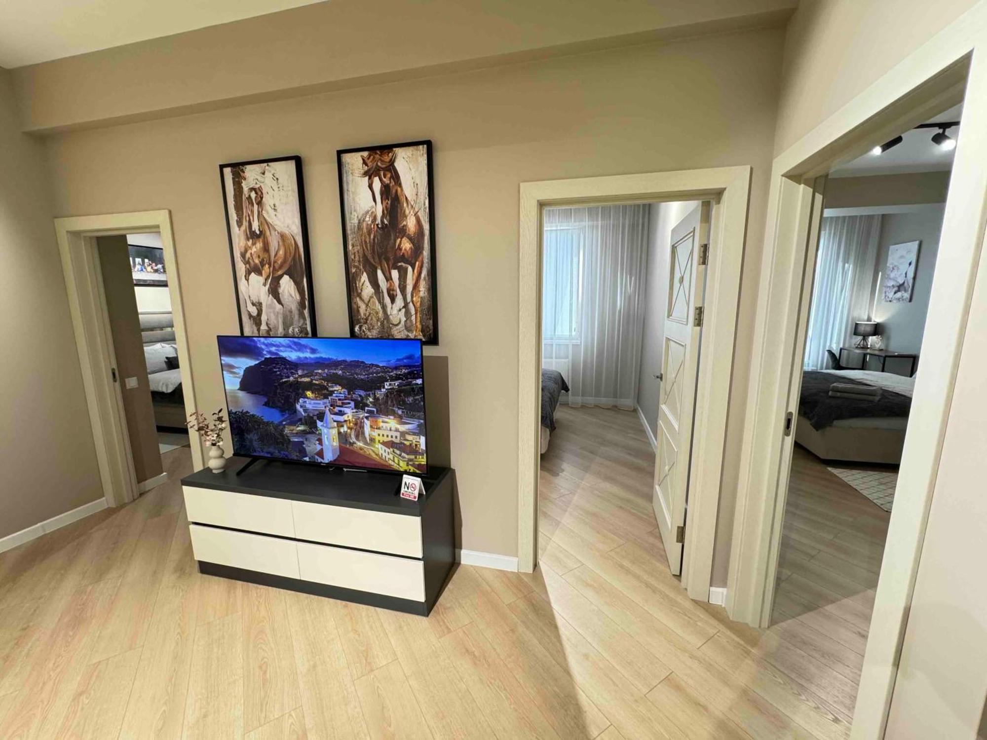 Rentnow Modern Business Apartment With 3 Bedrooms In Centre Chişinău Eksteriør billede