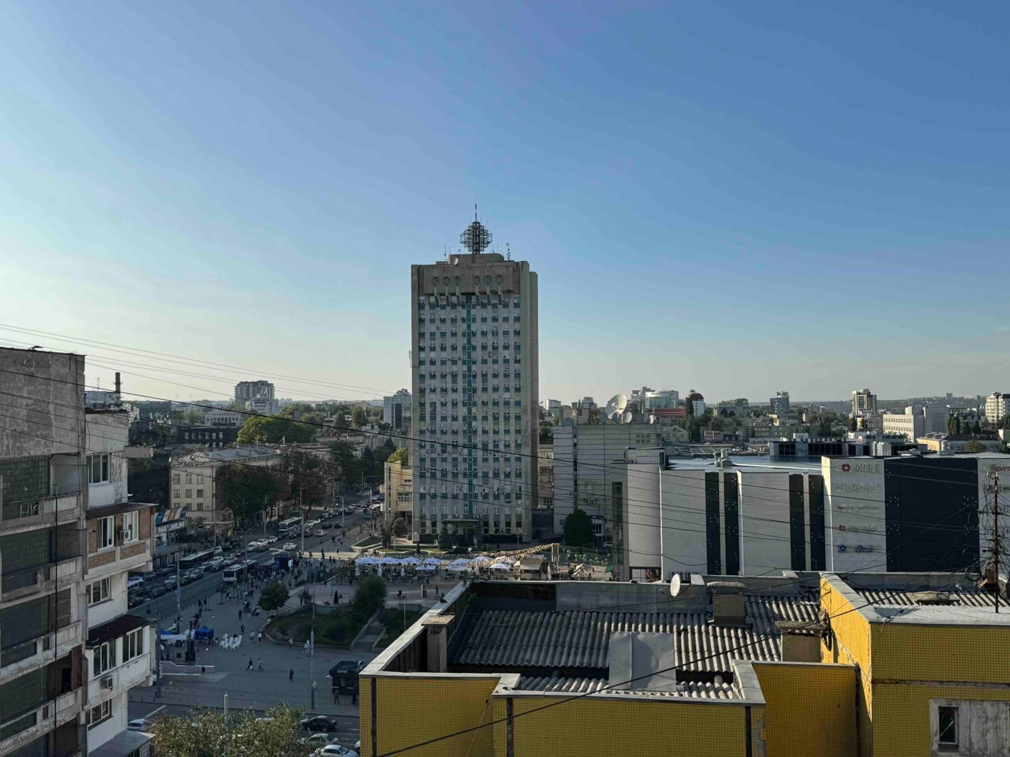 Rentnow Modern Business Apartment With 3 Bedrooms In Centre Chişinău Eksteriør billede
