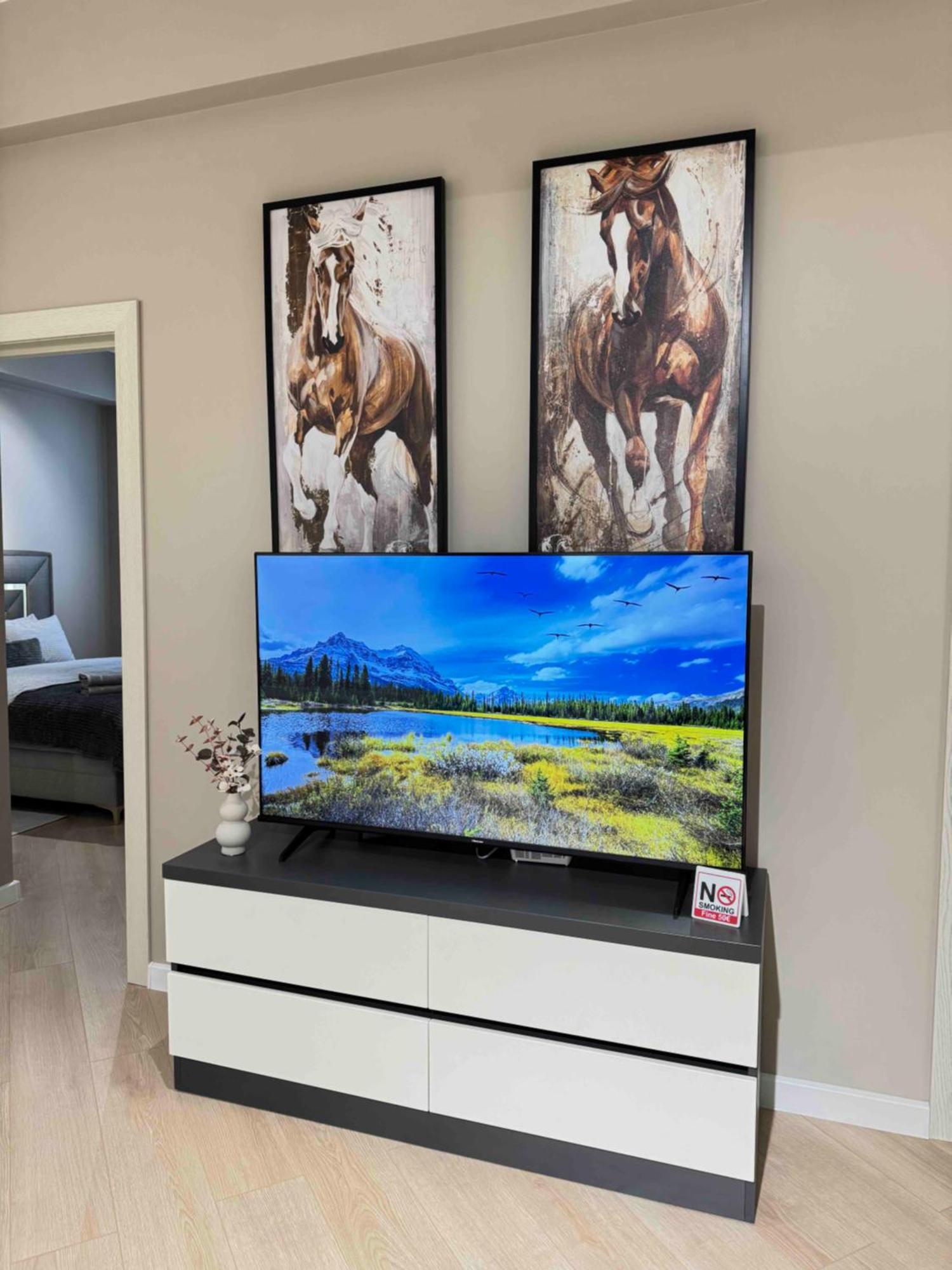Rentnow Modern Business Apartment With 3 Bedrooms In Centre Chişinău Eksteriør billede